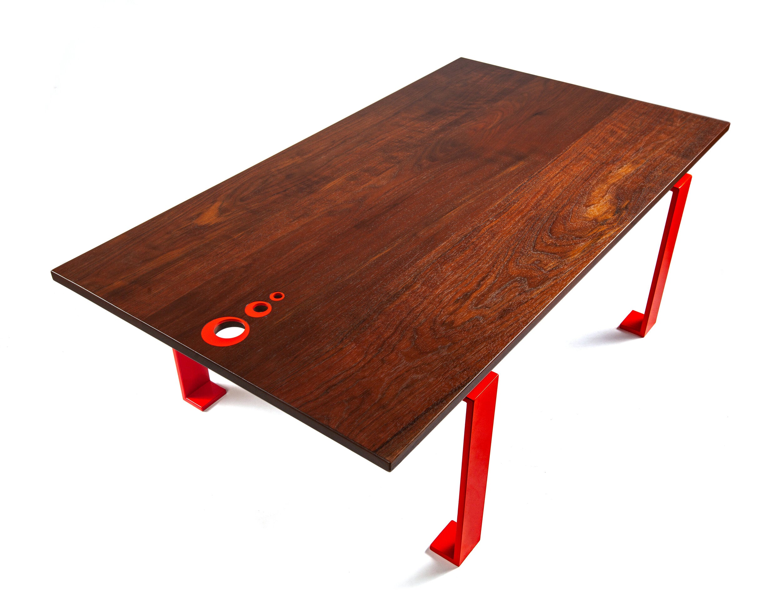 Terra Dak Table